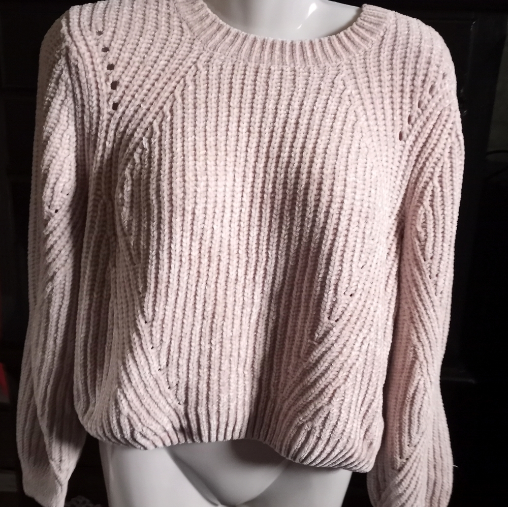 H&M Pale Pink Round Neck Ribbed Sweater
